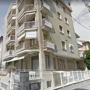 casa-angerin.hotelitalianriviera.com/
